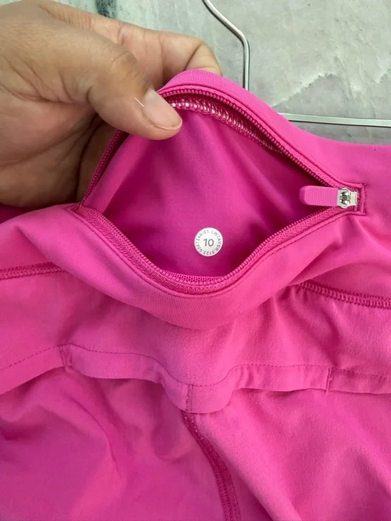 lululemon athletica Sonic Pink speed up Shorts - Picture 3 of 3